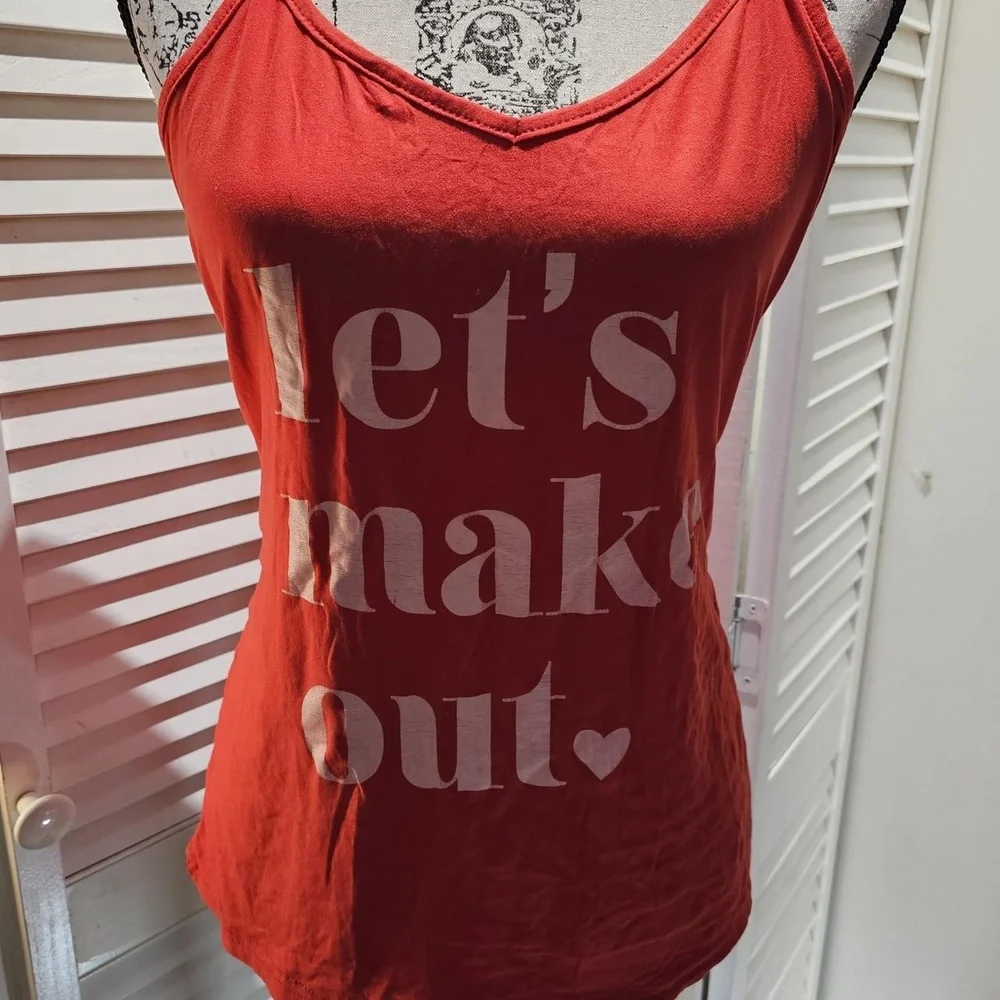 NOT A MORNING PERSON Red Lightweight Spaghetti Strap Graphic Tank Top Womens XL‎